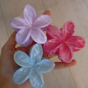 Ombre Flower Plastic Hair Claw Clip Fashionable (Pack of 3)